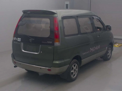 TOYOTA TOWN ACE NOAH