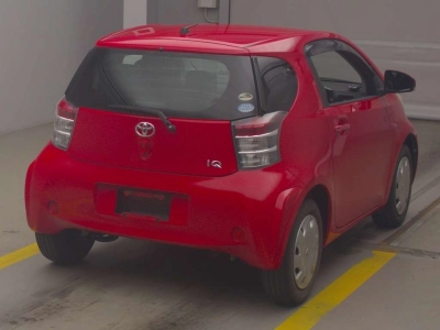 TOYOTA IQ
