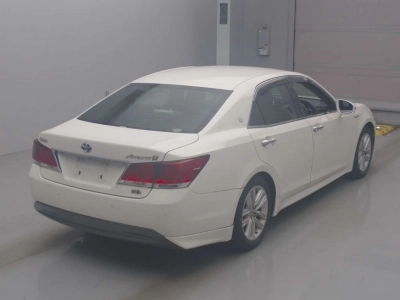 TOYOTA CROWN HYBRID