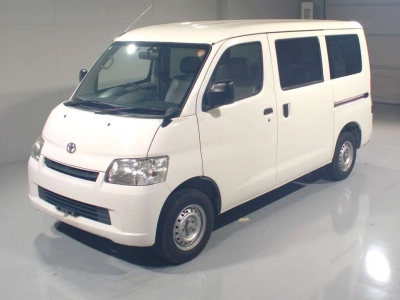 TOYOTA TOWN ACE VAN