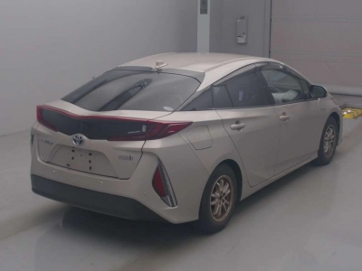 TOYOTA PRIUS PHV