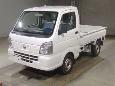 NISSAN NT100 CLIPPER