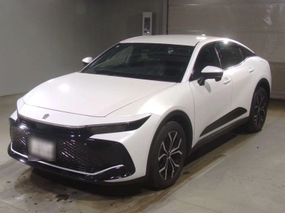 TOYOTA CROWN CROSSOVER
