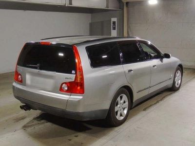 NISSAN STAGEA
