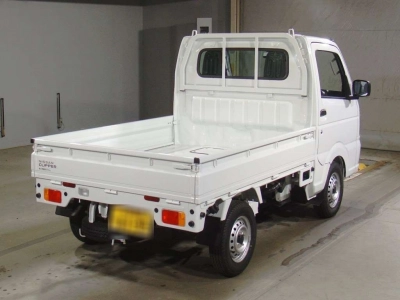 NISSAN CLIPPER TRUCK