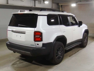 TOYOTA LAND CRUISER 250