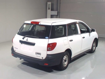 MITSUBISHI LANCER CARGO