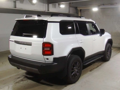 TOYOTA LAND CRUISER 250