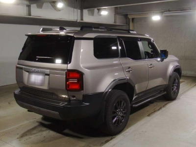 TOYOTA LAND CRUISER 250