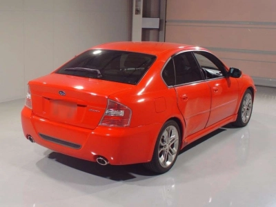 SUBARU LEGACY B4