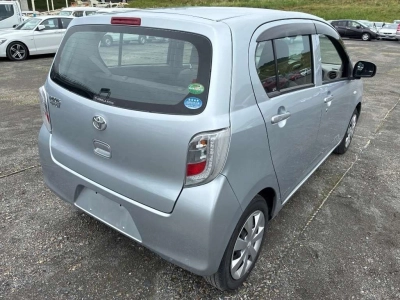 TOYOTA PIXIS EPOCH