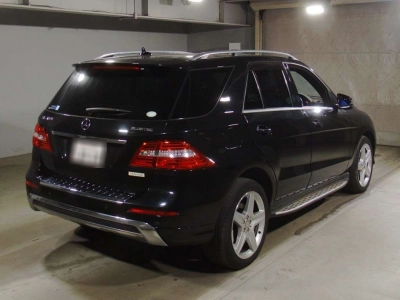 MERCEDES BENZ M CLASS