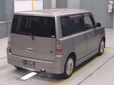 TOYOTA BB