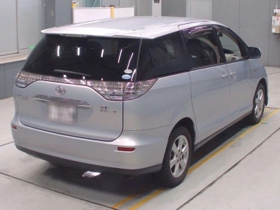 TOYOTA ESTIMA HYBRID