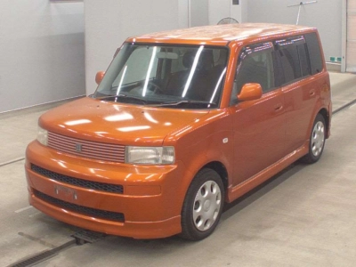 TOYOTA BB
