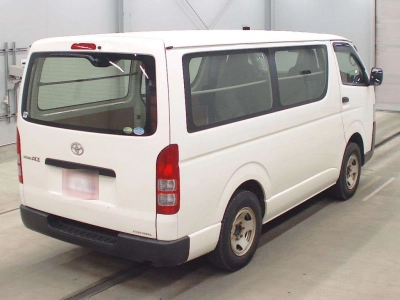TOYOTA REGIUS VAN