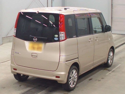 NISSAN ROOX
