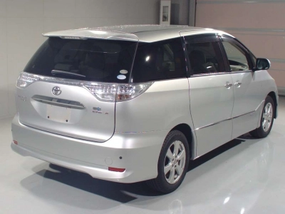 TOYOTA ESTIMA HYBRID