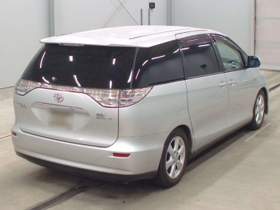 TOYOTA ESTIMA HYBRID