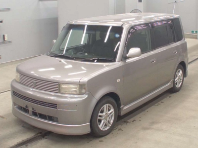 TOYOTA BB