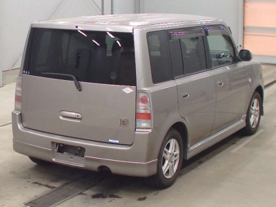 TOYOTA BB