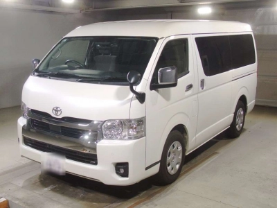 TOYOTA HIACE WAGON