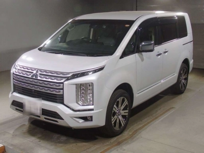 MITSUBISHI DELICA D:5