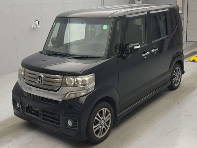 HONDA N BOX CUSTOM