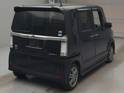 HONDA N BOX CUSTOM