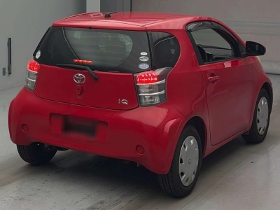 TOYOTA IQ
