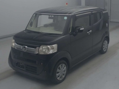 HONDA N-BOX SLASH