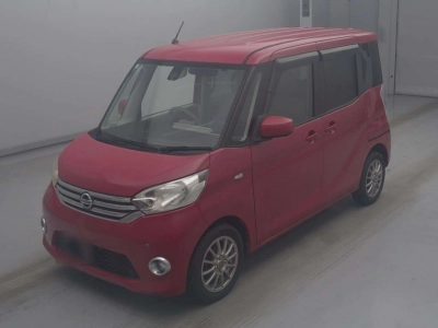NISSAN DAYZ ROOX