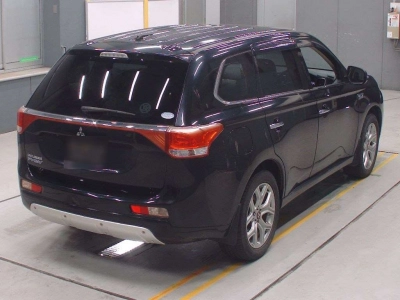 MITSUBISHI OUTLANDER PHEV