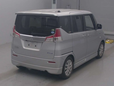 MITSUBISHI DELICA D:2