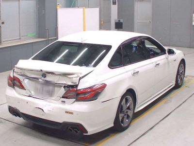 TOYOTA CROWN HYBRID