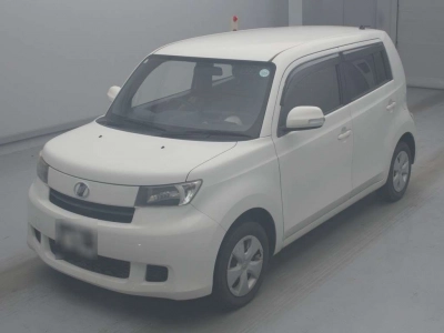 TOYOTA BB