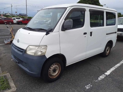 TOYOTA LITE ACE VAN