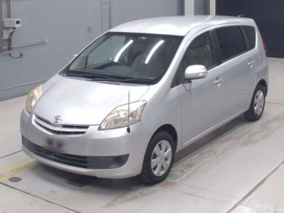 TOYOTA PASSO SETTE