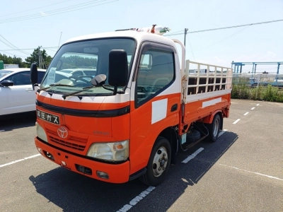 TOYOTA DYNA
