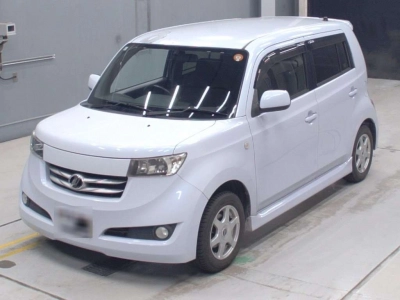 TOYOTA BB