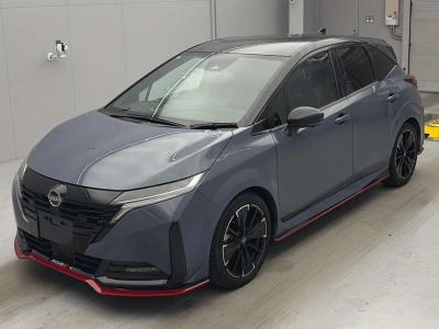 NISSAN AURA