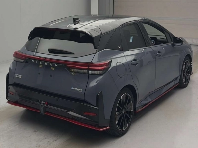 NISSAN AURA