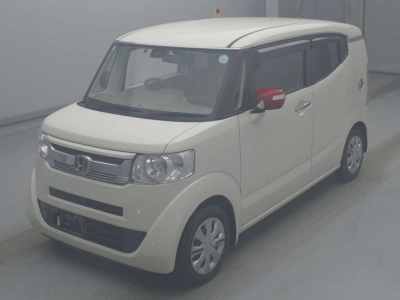 HONDA N-BOX SLASH