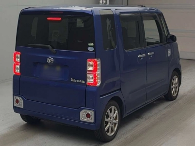 DAIHATSU WAKE