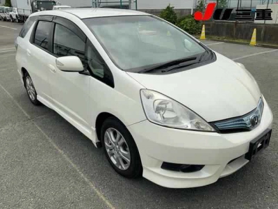 HONDA FIT SHUTTLE