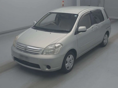 TOYOTA RAUM