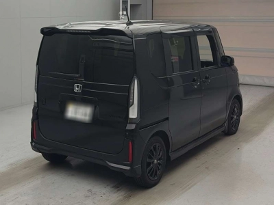 HONDA N BOX CUSTOM