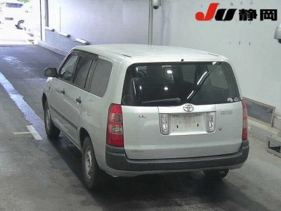 TOYOTA SUCCEED VAN