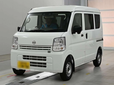 NISSAN CLIPPER VAN