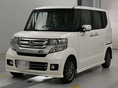 HONDA N BOX CUSTOM